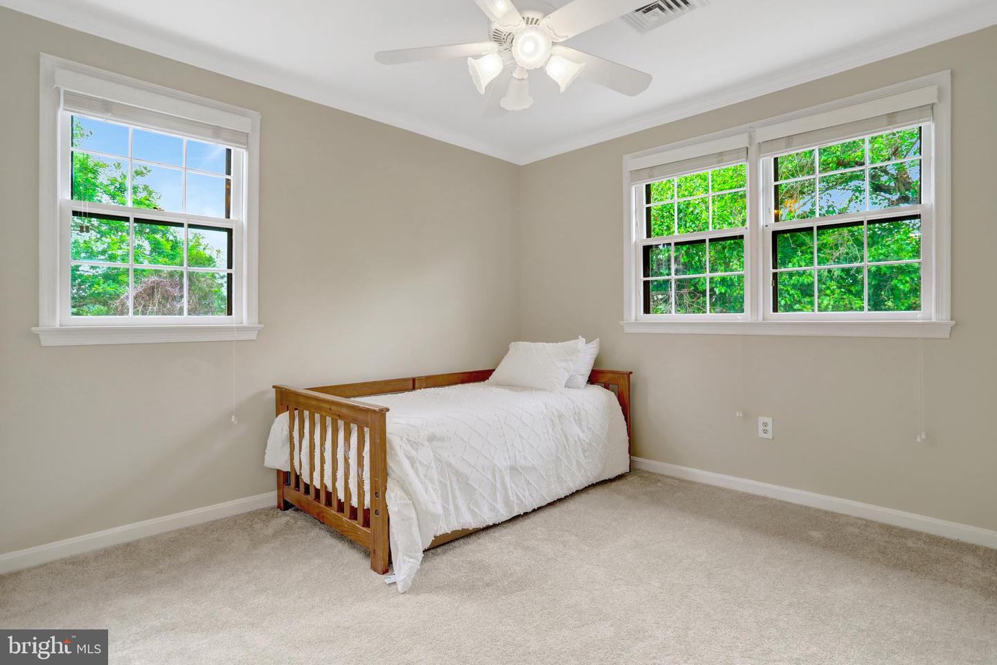 6323 22ND RD N, ARLINGTON, Virginia 22205, 4 Bedrooms Bedrooms, ,3 BathroomsBathrooms,Residential,For sale,6323 22ND RD N,VAAR2055854 MLS # VAAR2055854