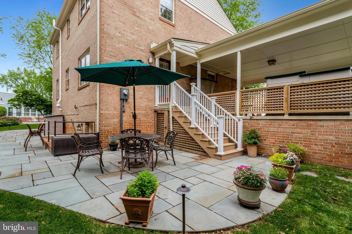 6323 22ND RD N, ARLINGTON, Virginia 22205, 4 Bedrooms Bedrooms, ,3 BathroomsBathrooms,Residential,For sale,6323 22ND RD N,VAAR2055854 MLS # VAAR2055854