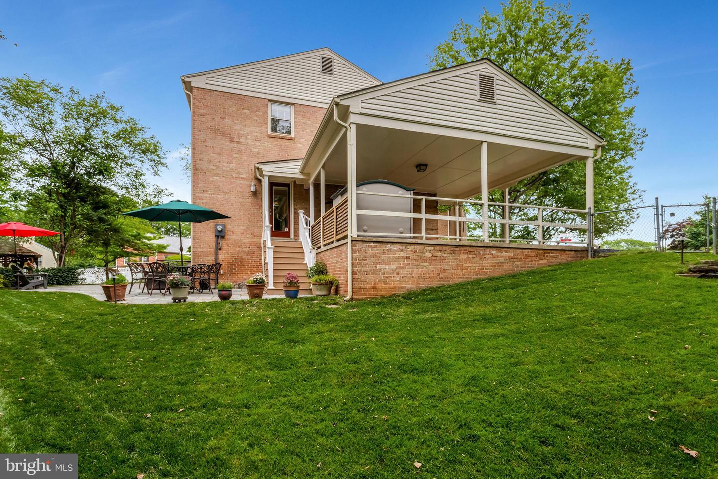 6323 22ND RD N, ARLINGTON, Virginia 22205, 4 Bedrooms Bedrooms, ,3 BathroomsBathrooms,Residential,For sale,6323 22ND RD N,VAAR2055854 MLS # VAAR2055854