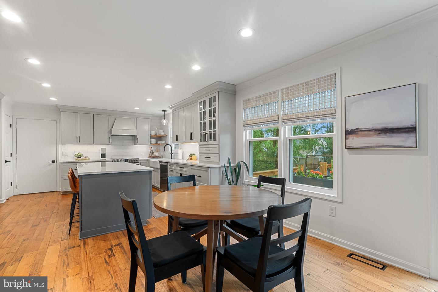 711 W COUNTRY CLUB DR, PURCELLVILLE, Virginia 20132, 4 Bedrooms Bedrooms, ,3 BathroomsBathrooms,Residential,For sale,711 W COUNTRY CLUB DR,VALO2093556 MLS # VALO2093556