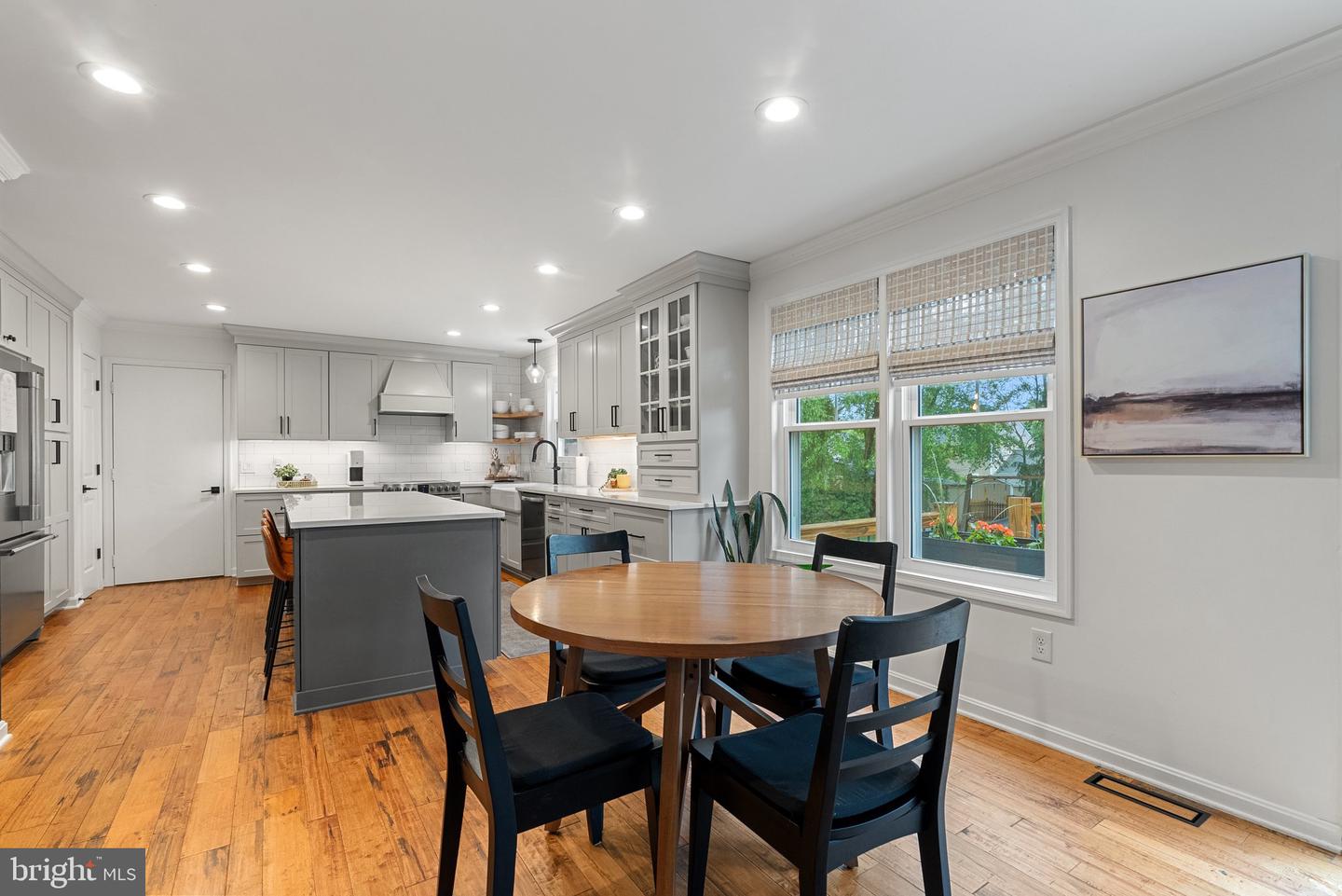 711 W COUNTRY CLUB DR, PURCELLVILLE, Virginia 20132, 4 Bedrooms Bedrooms, ,3 BathroomsBathrooms,Residential,For sale,711 W COUNTRY CLUB DR,VALO2093556 MLS # VALO2093556