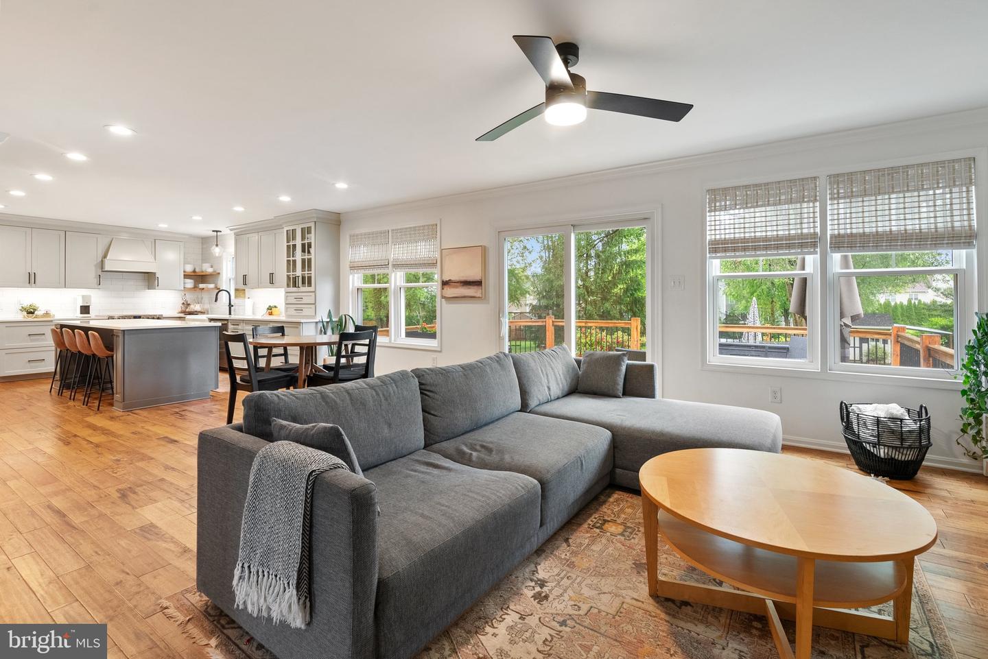 711 W COUNTRY CLUB DR, PURCELLVILLE, Virginia 20132, 4 Bedrooms Bedrooms, ,3 BathroomsBathrooms,Residential,For sale,711 W COUNTRY CLUB DR,VALO2093556 MLS # VALO2093556
