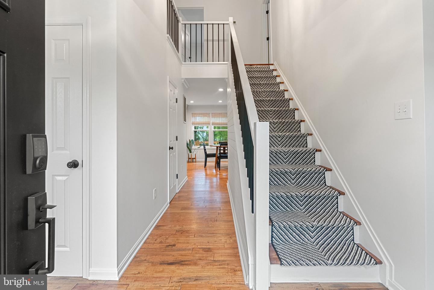 711 W COUNTRY CLUB DR, PURCELLVILLE, Virginia 20132, 4 Bedrooms Bedrooms, ,3 BathroomsBathrooms,Residential,For sale,711 W COUNTRY CLUB DR,VALO2093556 MLS # VALO2093556