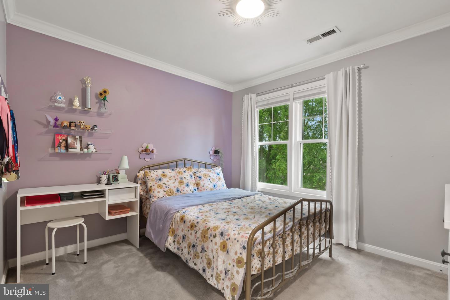 711 W COUNTRY CLUB DR, PURCELLVILLE, Virginia 20132, 4 Bedrooms Bedrooms, ,3 BathroomsBathrooms,Residential,For sale,711 W COUNTRY CLUB DR,VALO2093556 MLS # VALO2093556