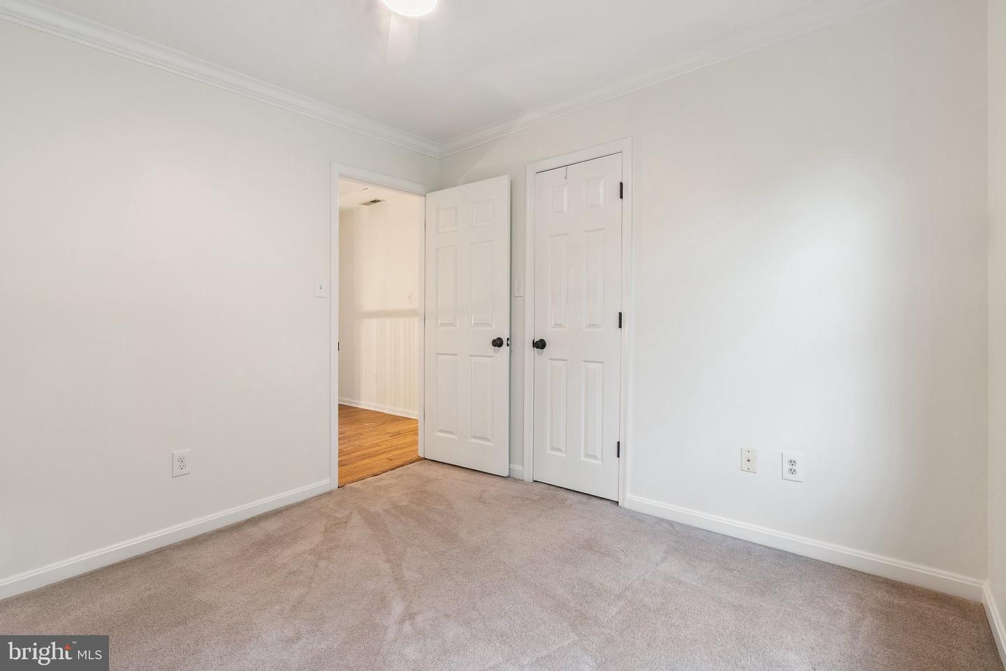 711 W COUNTRY CLUB DR, PURCELLVILLE, Virginia 20132, 4 Bedrooms Bedrooms, ,3 BathroomsBathrooms,Residential,For sale,711 W COUNTRY CLUB DR,VALO2093556 MLS # VALO2093556