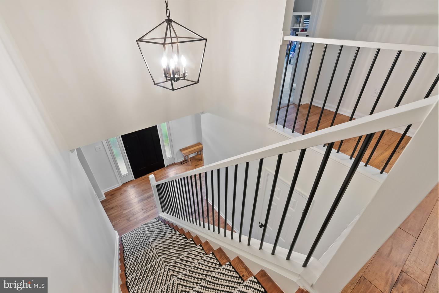 711 W COUNTRY CLUB DR, PURCELLVILLE, Virginia 20132, 4 Bedrooms Bedrooms, ,3 BathroomsBathrooms,Residential,For sale,711 W COUNTRY CLUB DR,VALO2093556 MLS # VALO2093556