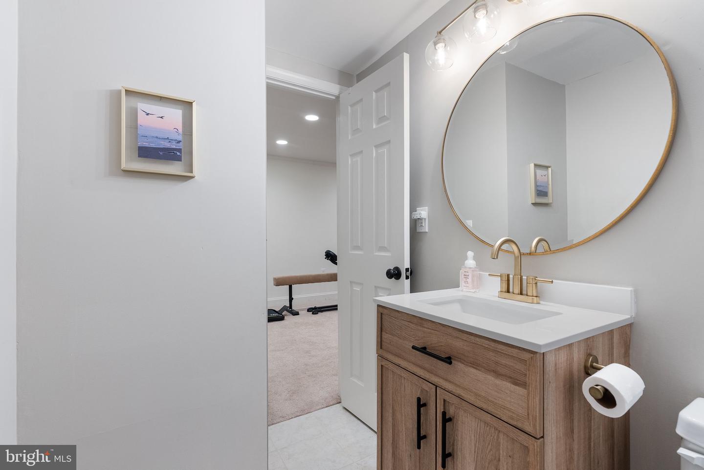 711 W COUNTRY CLUB DR, PURCELLVILLE, Virginia 20132, 4 Bedrooms Bedrooms, ,3 BathroomsBathrooms,Residential,For sale,711 W COUNTRY CLUB DR,VALO2093556 MLS # VALO2093556