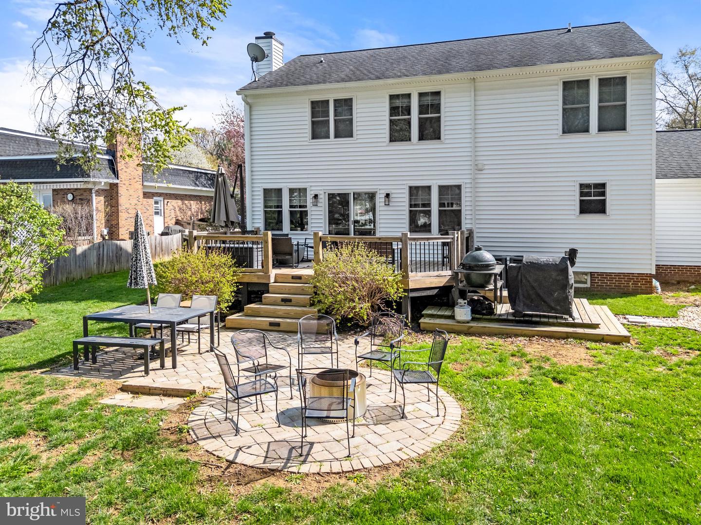 711 W COUNTRY CLUB DR, PURCELLVILLE, Virginia 20132, 4 Bedrooms Bedrooms, ,3 BathroomsBathrooms,Residential,For sale,711 W COUNTRY CLUB DR,VALO2093556 MLS # VALO2093556