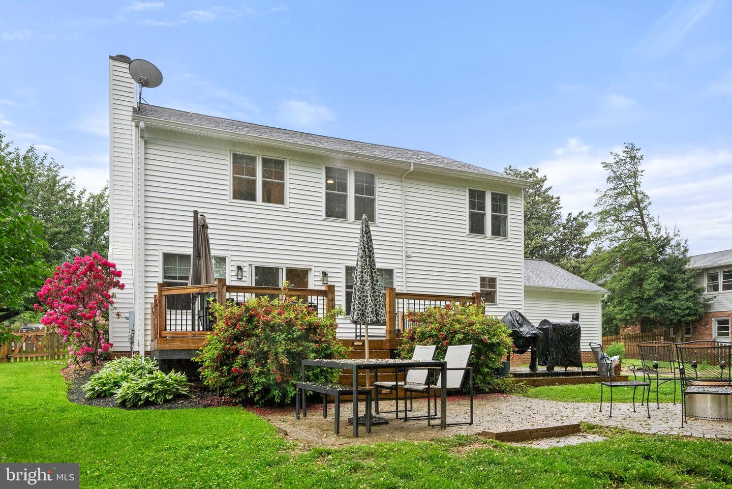 711 W COUNTRY CLUB DR, PURCELLVILLE, Virginia 20132, 4 Bedrooms Bedrooms, ,3 BathroomsBathrooms,Residential,For sale,711 W COUNTRY CLUB DR,VALO2093556 MLS # VALO2093556
