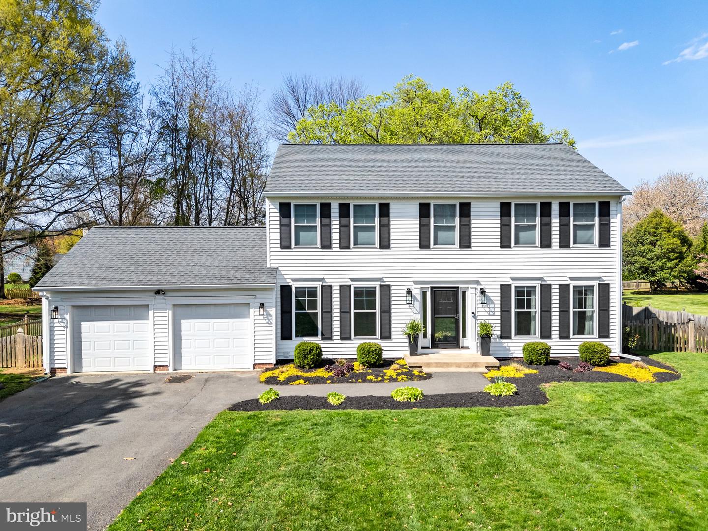 711 W COUNTRY CLUB DR, PURCELLVILLE, Virginia 20132, 4 Bedrooms Bedrooms, ,3 BathroomsBathrooms,Residential,For sale,711 W COUNTRY CLUB DR,VALO2093556 MLS # VALO2093556
