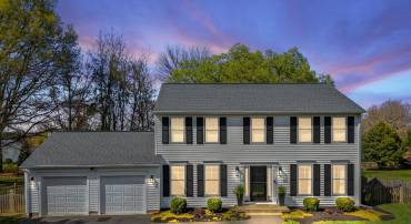 711 W COUNTRY CLUB DR, PURCELLVILLE, Virginia 20132, 4 Bedrooms Bedrooms, ,3 BathroomsBathrooms,Residential,For sale,711 W COUNTRY CLUB DR,VALO2093556 MLS # VALO2093556