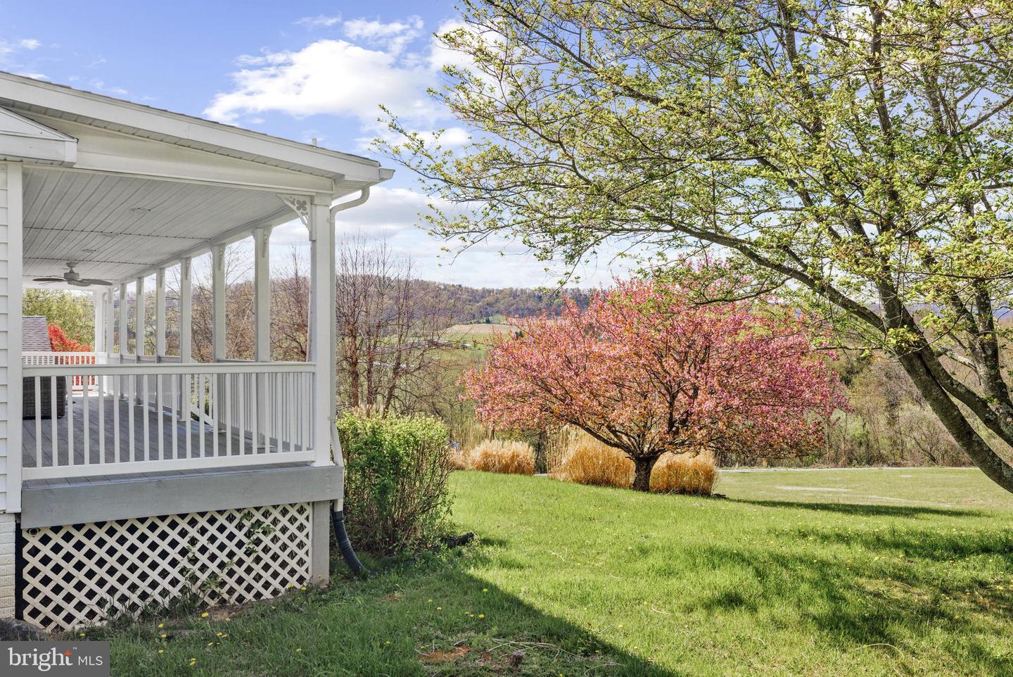 1049 LAUREL GROVE RD, WINCHESTER, Virginia 22602, 3 Bedrooms Bedrooms, ,3 BathroomsBathrooms,Residential,For sale,1049 LAUREL GROVE RD,VAFV2033382 MLS # VAFV2033382