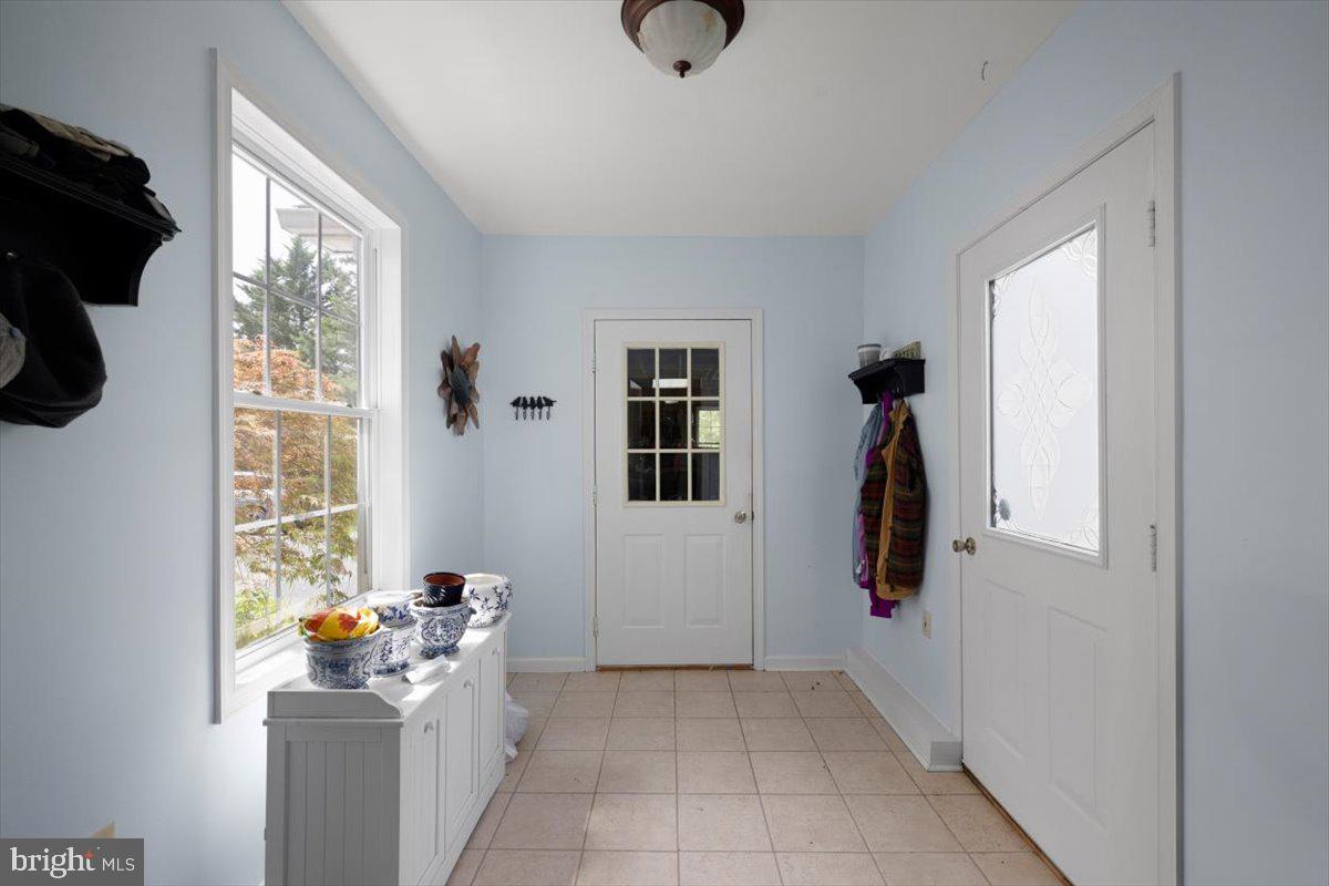 1049 LAUREL GROVE RD, WINCHESTER, Virginia 22602, 3 Bedrooms Bedrooms, ,3 BathroomsBathrooms,Residential,For sale,1049 LAUREL GROVE RD,VAFV2033382 MLS # VAFV2033382