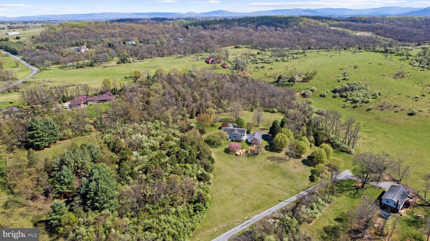 1049 LAUREL GROVE RD, WINCHESTER, Virginia 22602, 3 Bedrooms Bedrooms, ,3 BathroomsBathrooms,Residential,For sale,1049 LAUREL GROVE RD,VAFV2033382 MLS # VAFV2033382