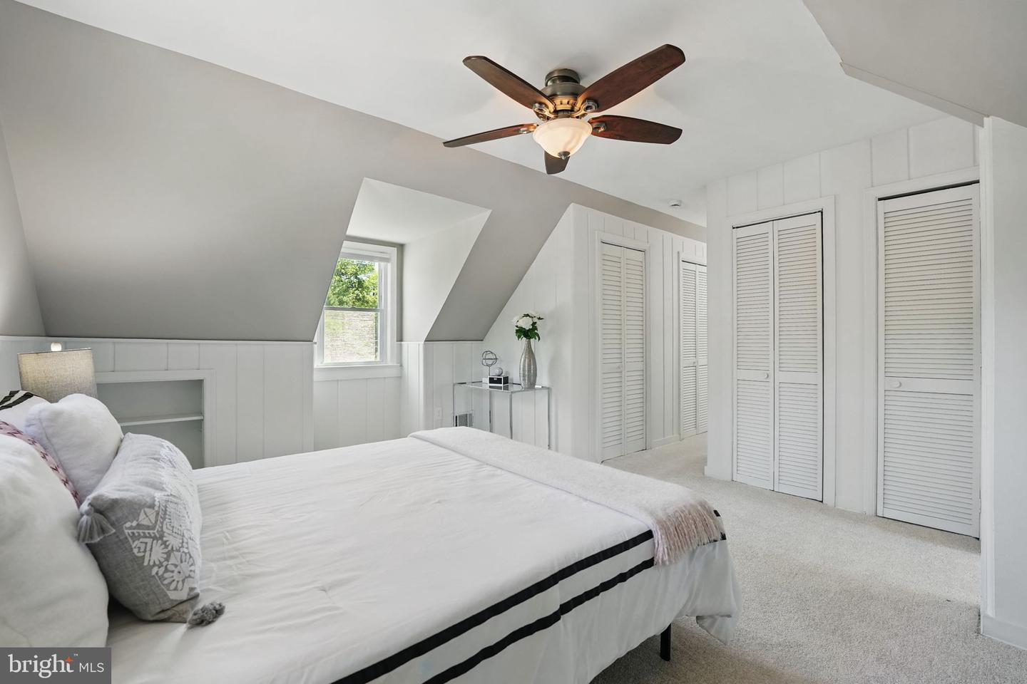 2926 STUART DR, FALLS CHURCH, Virginia 22042, 3 Bedrooms Bedrooms, ,3 BathroomsBathrooms,Residential,For sale,2926 STUART DR,VAFX2233474 MLS # VAFX2233474