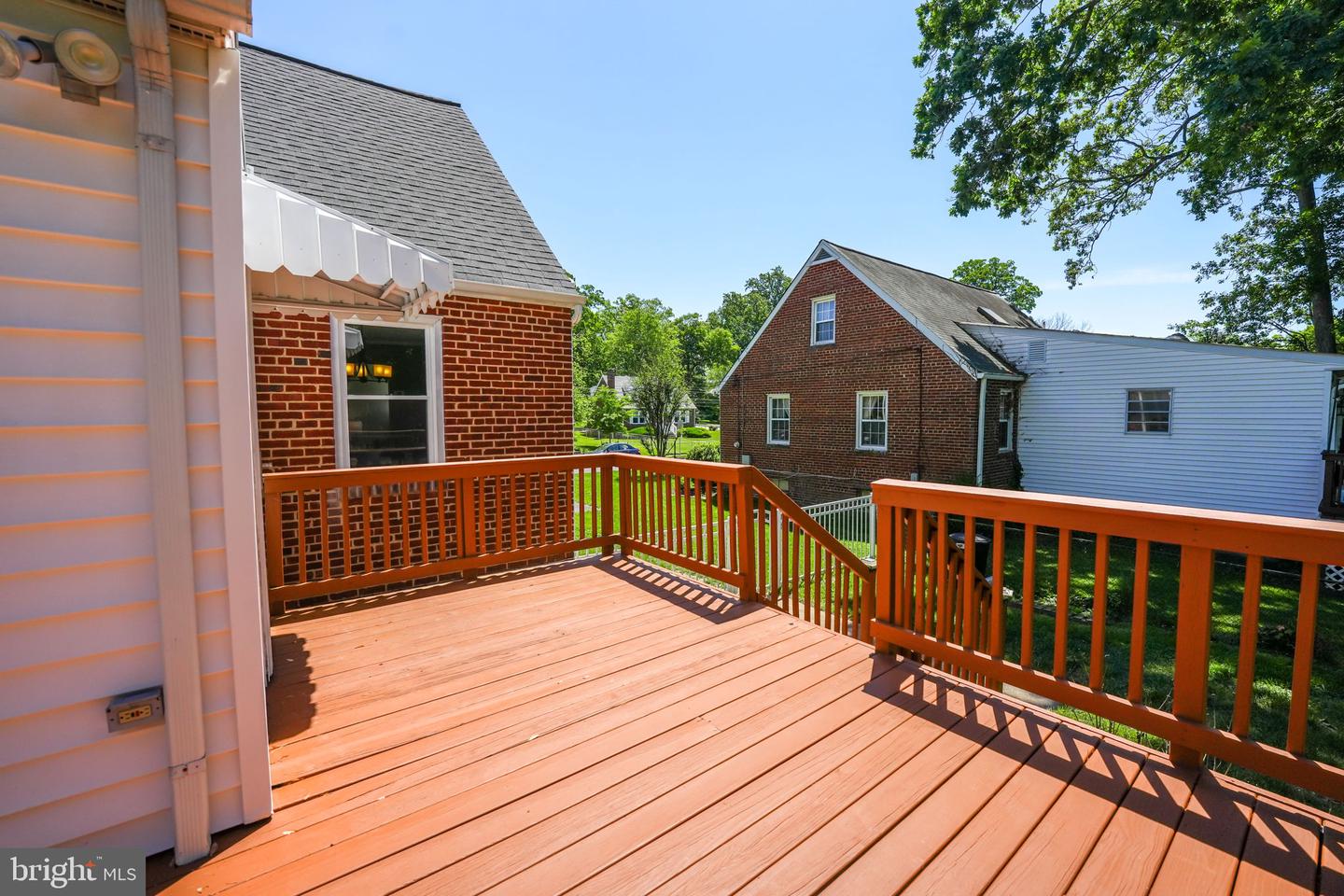 2926 STUART DR, FALLS CHURCH, Virginia 22042, 3 Bedrooms Bedrooms, ,3 BathroomsBathrooms,Residential,For sale,2926 STUART DR,VAFX2233474 MLS # VAFX2233474