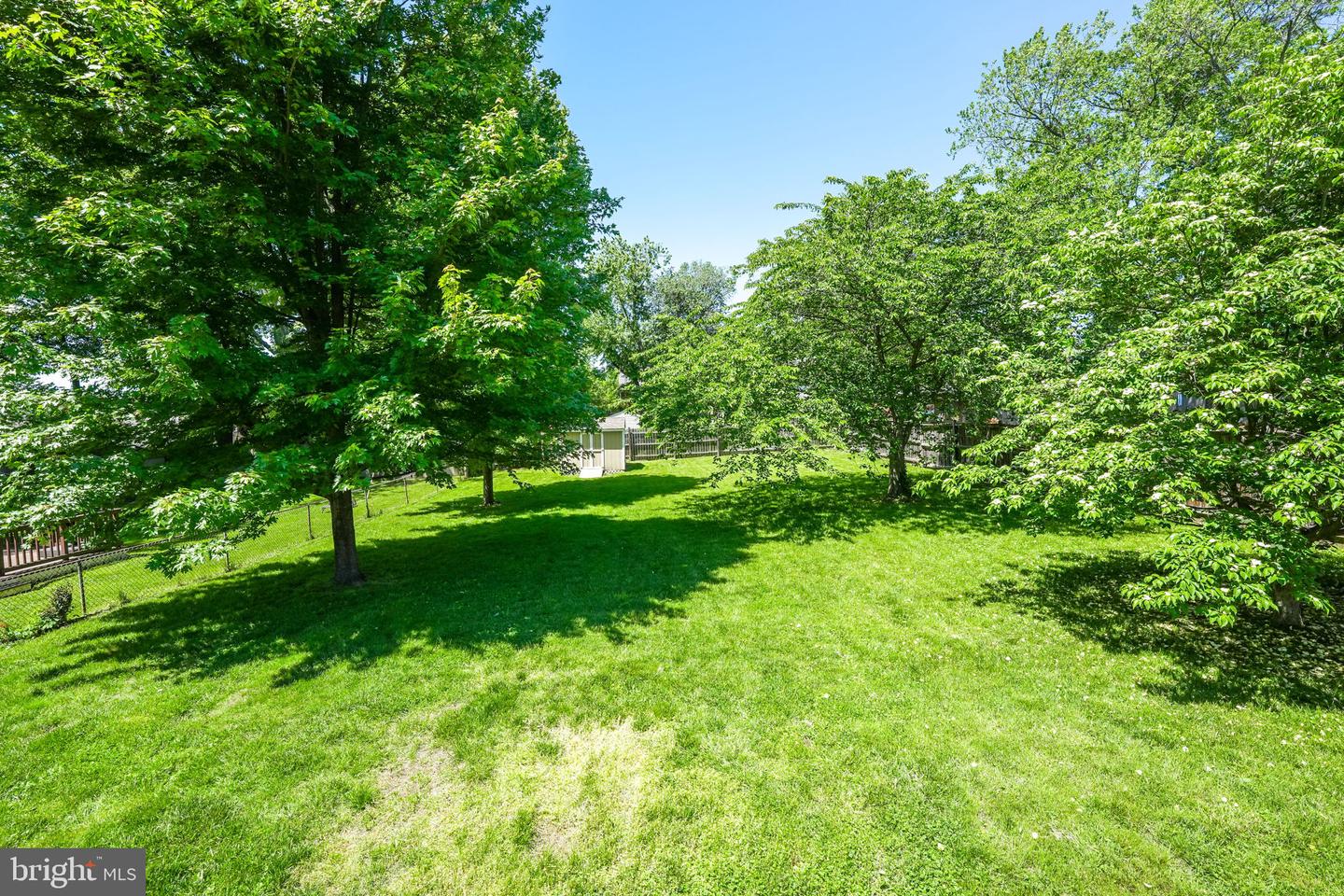 2926 STUART DR, FALLS CHURCH, Virginia 22042, 3 Bedrooms Bedrooms, ,3 BathroomsBathrooms,Residential,For sale,2926 STUART DR,VAFX2233474 MLS # VAFX2233474