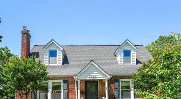 2926 STUART DR, FALLS CHURCH, Virginia 22042, 3 Bedrooms Bedrooms, ,3 BathroomsBathrooms,Residential,For sale,2926 STUART DR,VAFX2233474 MLS # VAFX2233474