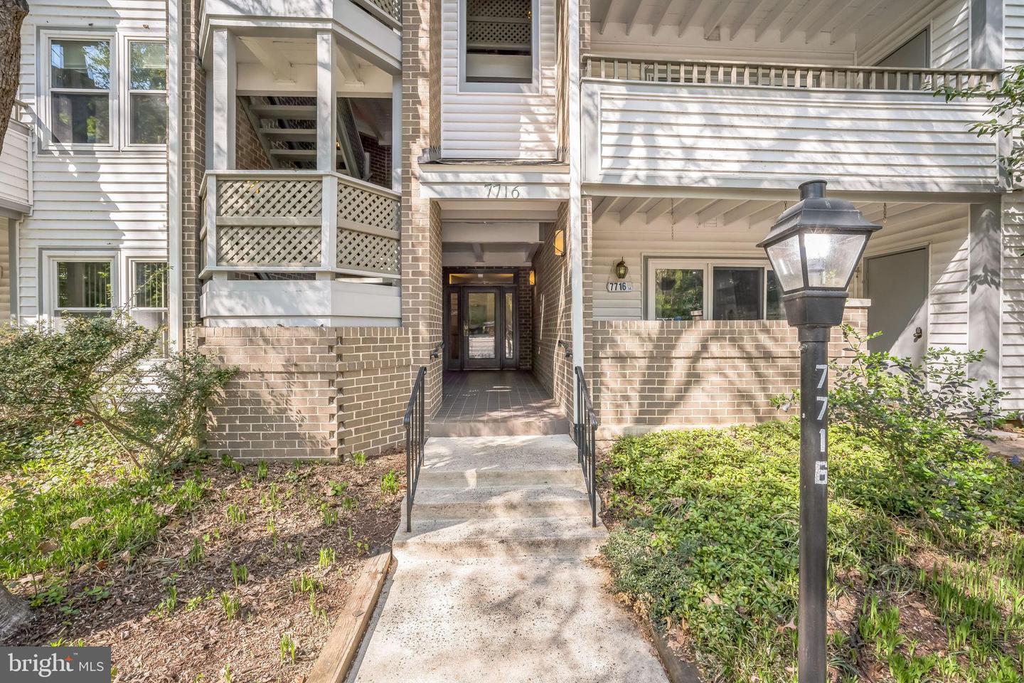 7716 LAFAYETTE FOREST DR #167, ANNANDALE, Virginia 22003, 2 Bedrooms Bedrooms, ,2 BathroomsBathrooms,Residential,For sale,7716 LAFAYETTE FOREST DR #167,VAFX2233646 MLS # VAFX2233646
