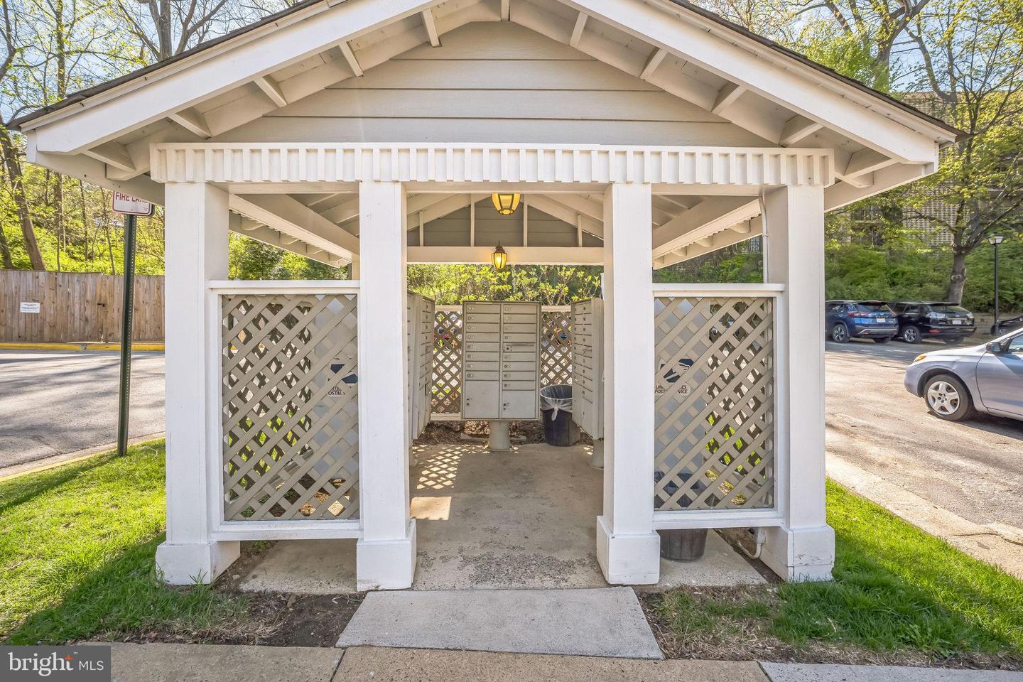 7716 LAFAYETTE FOREST DR #167, ANNANDALE, Virginia 22003, 2 Bedrooms Bedrooms, ,2 BathroomsBathrooms,Residential,For sale,7716 LAFAYETTE FOREST DR #167,VAFX2233646 MLS # VAFX2233646