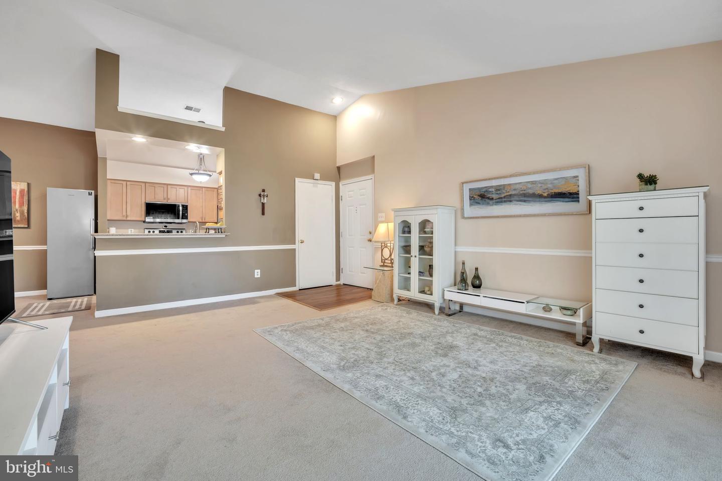 7716 LAFAYETTE FOREST DR #167, ANNANDALE, Virginia 22003, 2 Bedrooms Bedrooms, ,2 BathroomsBathrooms,Residential,For sale,7716 LAFAYETTE FOREST DR #167,VAFX2233646 MLS # VAFX2233646