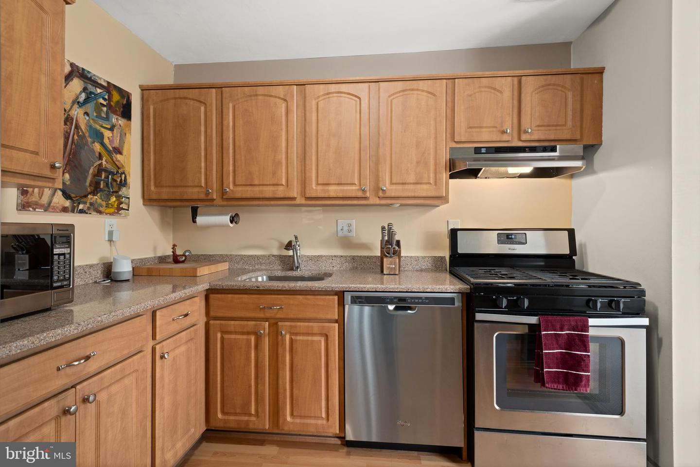 200 N MAPLE AVE #407, FALLS CHURCH, Virginia 22046, 2 Bedrooms Bedrooms, ,1 BathroomBathrooms,Residential,For sale,200 N MAPLE AVE #407,VAFA2002904 MLS # VAFA2002904