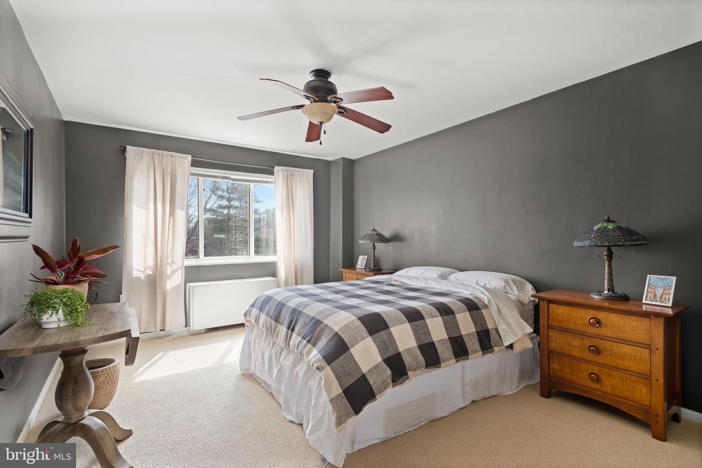 200 N MAPLE AVE #407, FALLS CHURCH, Virginia 22046, 2 Bedrooms Bedrooms, ,1 BathroomBathrooms,Residential,For sale,200 N MAPLE AVE #407,VAFA2002904 MLS # VAFA2002904