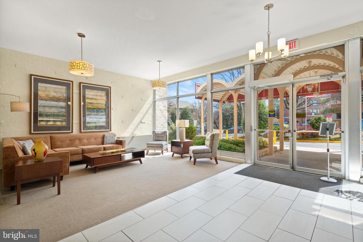 200 N MAPLE AVE #407, FALLS CHURCH, Virginia 22046, 2 Bedrooms Bedrooms, ,1 BathroomBathrooms,Residential,For sale,200 N MAPLE AVE #407,VAFA2002904 MLS # VAFA2002904