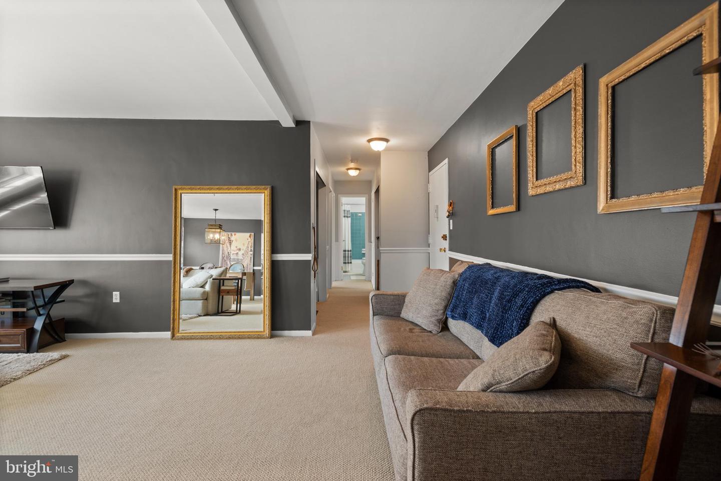 200 N MAPLE AVE #407, FALLS CHURCH, Virginia 22046, 2 Bedrooms Bedrooms, ,1 BathroomBathrooms,Residential,For sale,200 N MAPLE AVE #407,VAFA2002904 MLS # VAFA2002904