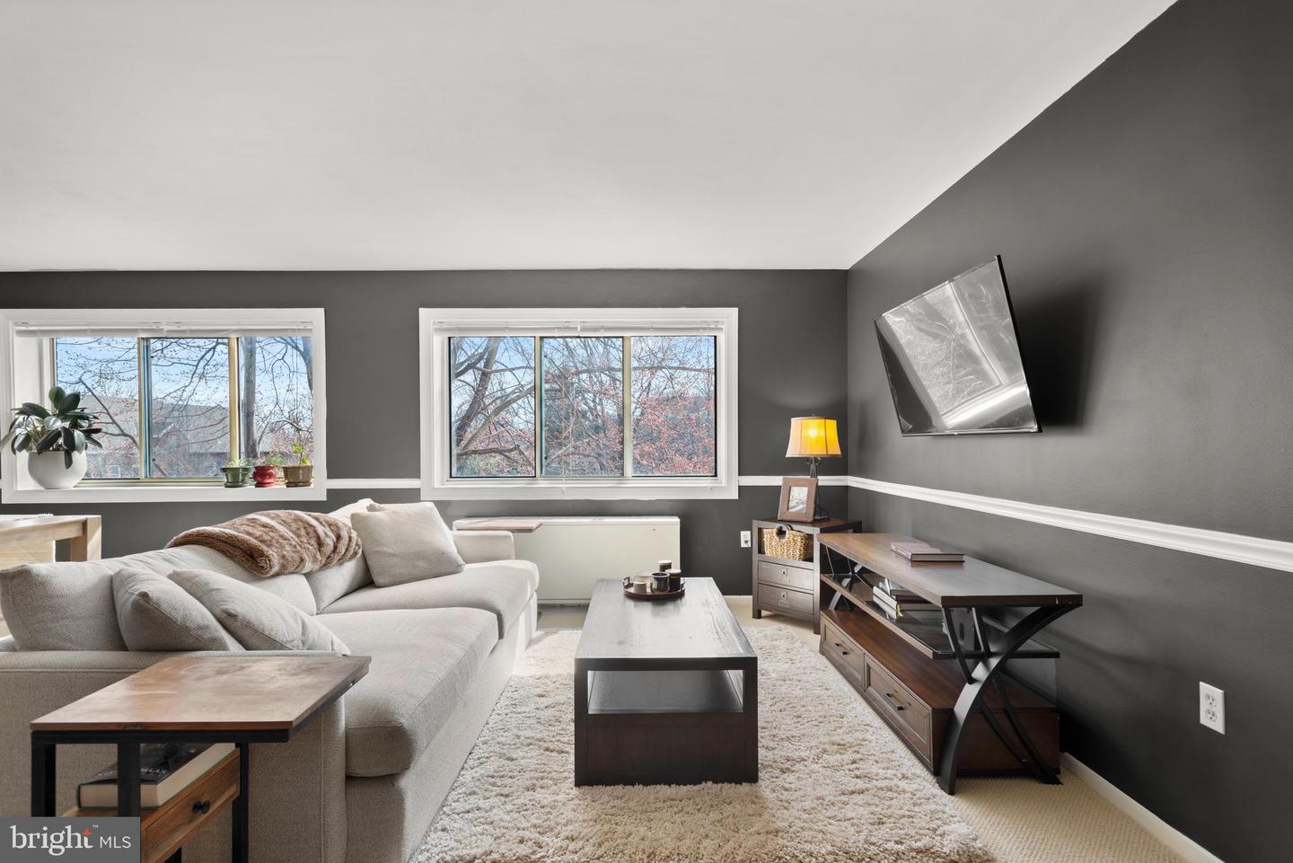 200 N MAPLE AVE #407, FALLS CHURCH, Virginia 22046, 2 Bedrooms Bedrooms, ,1 BathroomBathrooms,Residential,For sale,200 N MAPLE AVE #407,VAFA2002904 MLS # VAFA2002904