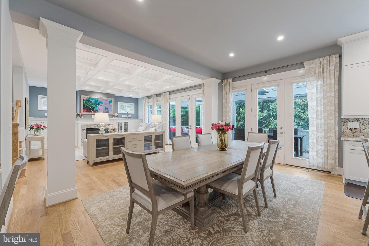 620 N LINCOLN ST, ARLINGTON, Virginia 22201, 6 Bedrooms Bedrooms, ,6 BathroomsBathrooms,Residential,For sale,620 N LINCOLN ST,VAAR2055994 MLS # VAAR2055994