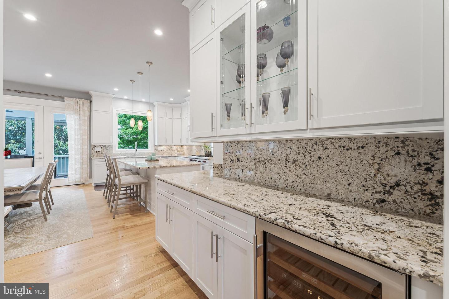 620 N LINCOLN ST, ARLINGTON, Virginia 22201, 6 Bedrooms Bedrooms, ,6 BathroomsBathrooms,Residential,For sale,620 N LINCOLN ST,VAAR2055994 MLS # VAAR2055994
