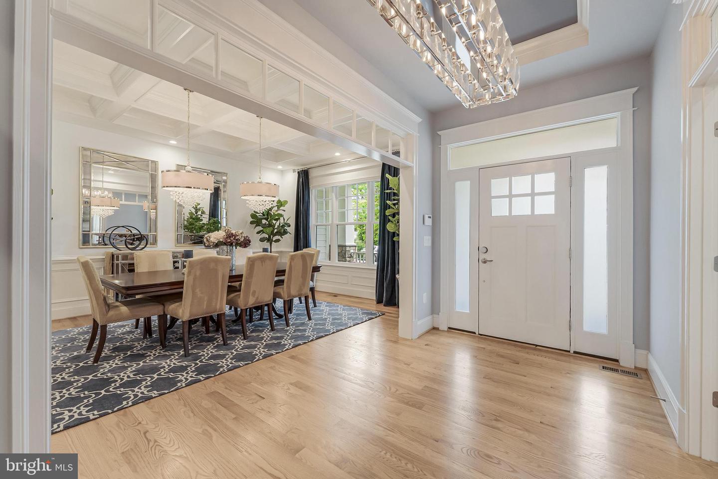 620 N LINCOLN ST, ARLINGTON, Virginia 22201, 6 Bedrooms Bedrooms, ,6 BathroomsBathrooms,Residential,For sale,620 N LINCOLN ST,VAAR2055994 MLS # VAAR2055994