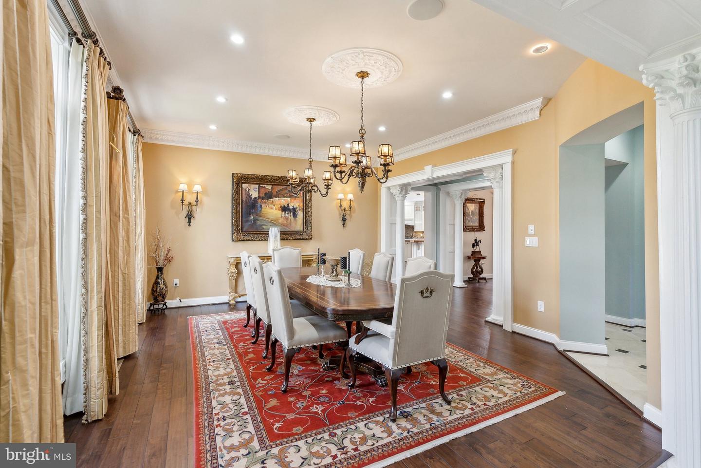 11561 STUART MILL RD, OAKTON, Virginia 22124, 5 Bedrooms Bedrooms, ,5 BathroomsBathrooms,Residential,For sale,11561 STUART MILL RD,VAFX2233984 MLS # VAFX2233984