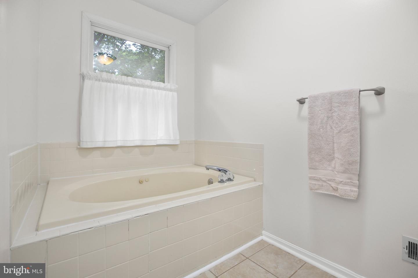 9711 GUNSTON HALL RD, FREDERICKSBURG, Virginia 22408, 4 Bedrooms Bedrooms, ,3 BathroomsBathrooms,Residential,For sale,9711 GUNSTON HALL RD,VASP2032212 MLS # VASP2032212