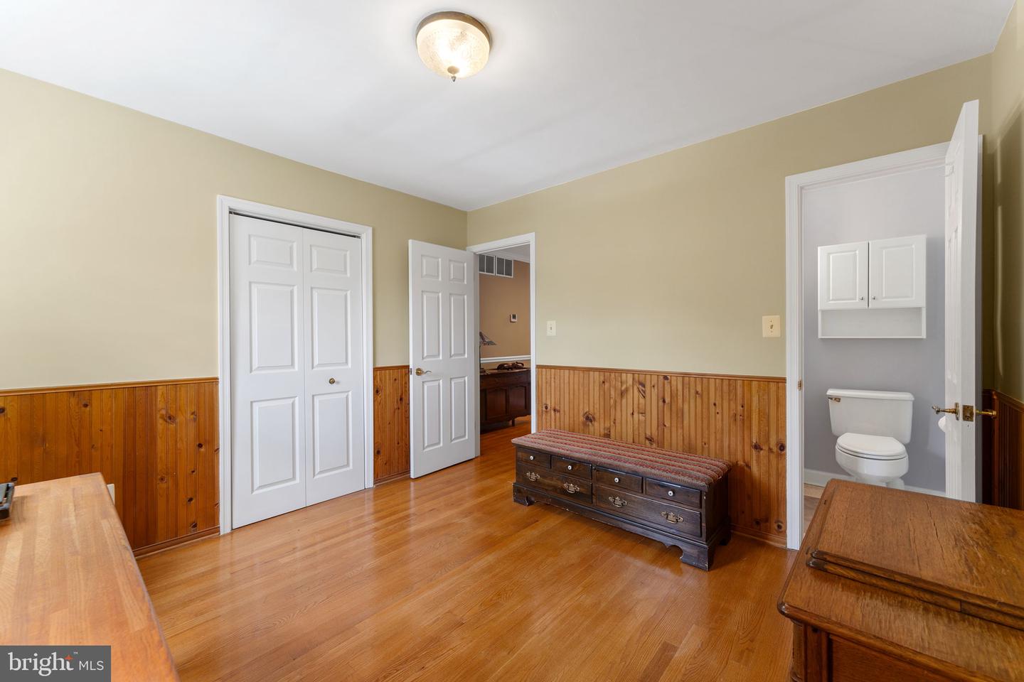 1823 WESTMORELAND ST, MCLEAN, Virginia 22101, 5 Bedrooms Bedrooms, ,4 BathroomsBathrooms,Residential,For sale,1823 WESTMORELAND ST,VAFX2234214 MLS # VAFX2234214