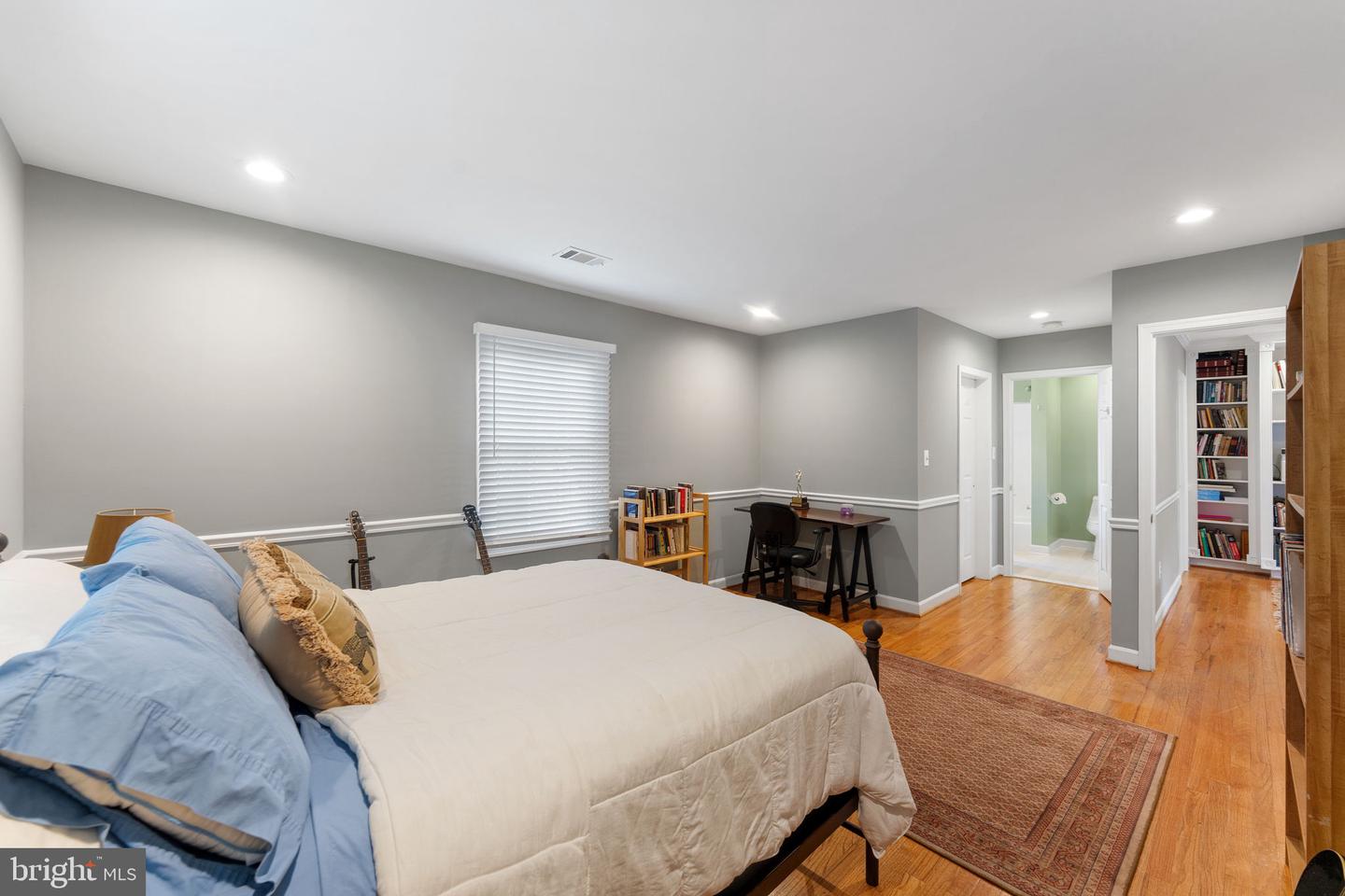 1823 WESTMORELAND ST, MCLEAN, Virginia 22101, 5 Bedrooms Bedrooms, ,4 BathroomsBathrooms,Residential,For sale,1823 WESTMORELAND ST,VAFX2234214 MLS # VAFX2234214