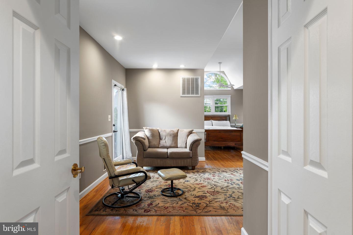 1823 WESTMORELAND ST, MCLEAN, Virginia 22101, 5 Bedrooms Bedrooms, ,4 BathroomsBathrooms,Residential,For sale,1823 WESTMORELAND ST,VAFX2234214 MLS # VAFX2234214