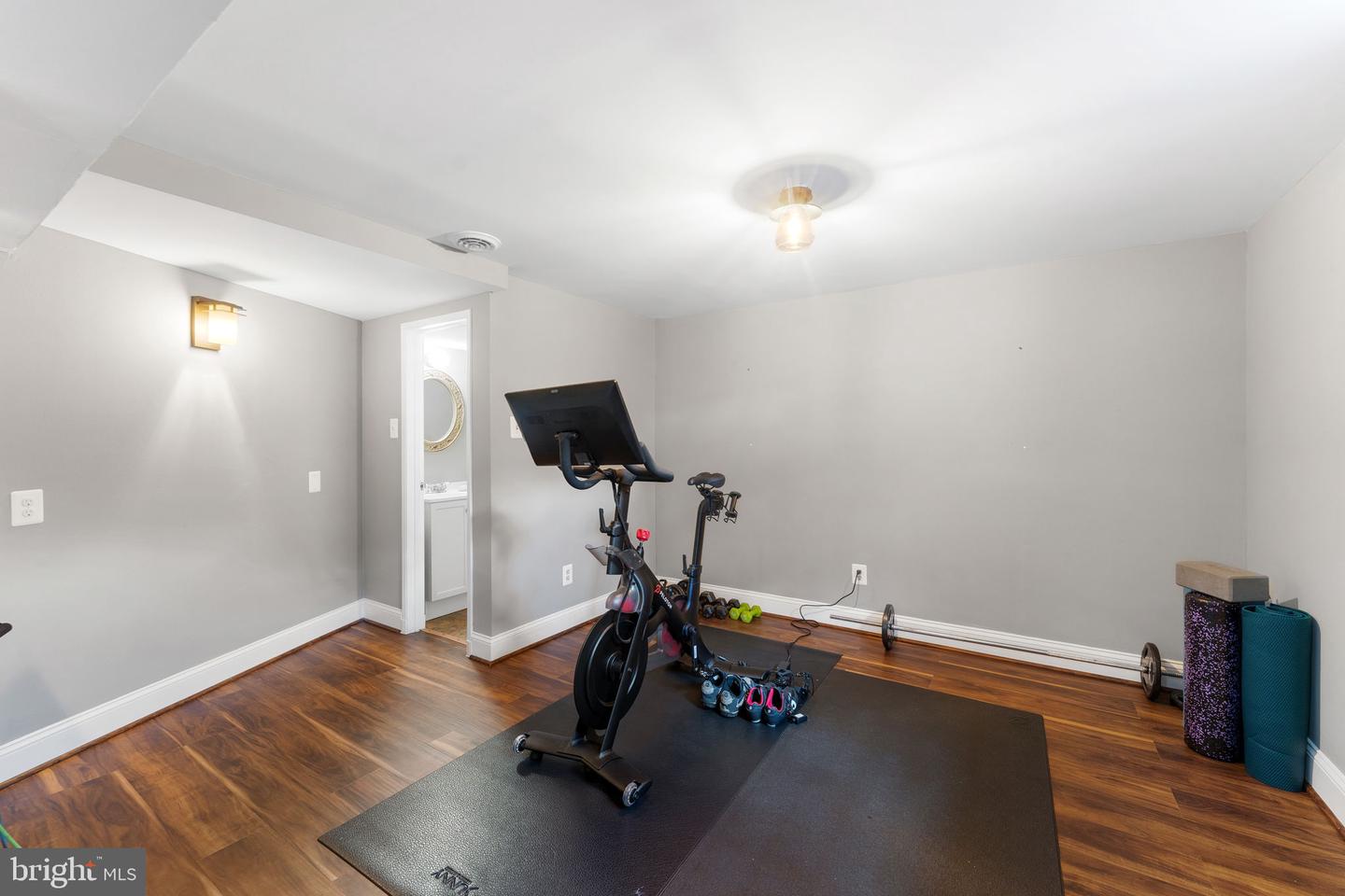 1823 WESTMORELAND ST, MCLEAN, Virginia 22101, 5 Bedrooms Bedrooms, ,4 BathroomsBathrooms,Residential,For sale,1823 WESTMORELAND ST,VAFX2234214 MLS # VAFX2234214