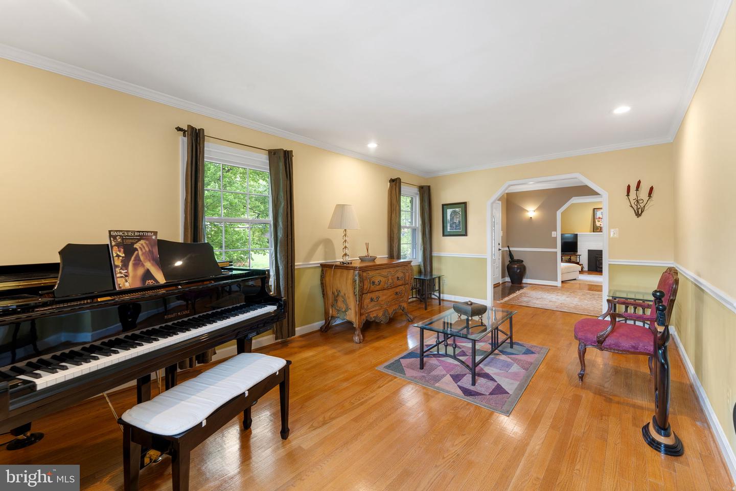 1823 WESTMORELAND ST, MCLEAN, Virginia 22101, 5 Bedrooms Bedrooms, ,4 BathroomsBathrooms,Residential,For sale,1823 WESTMORELAND ST,VAFX2234214 MLS # VAFX2234214