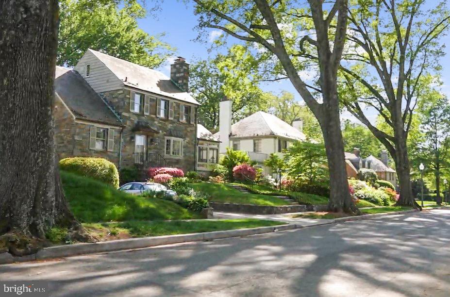 4817 RODMAN ST NW, WASHINGTON, District Of Columbia 20016, 7 Bedrooms Bedrooms, ,9 BathroomsBathrooms,Residential,For sale,4817 RODMAN ST NW,DCDC2195580 MLS # DCDC2195580