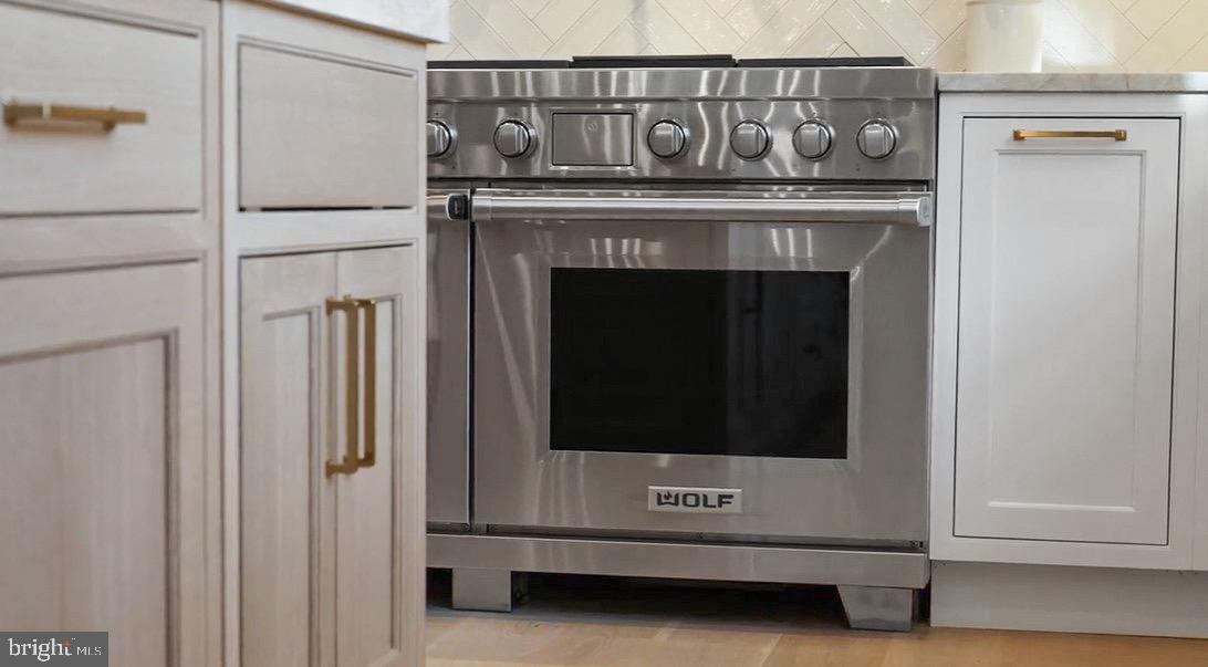4817 RODMAN ST NW, WASHINGTON, District Of Columbia 20016, 7 Bedrooms Bedrooms, ,9 BathroomsBathrooms,Residential,For sale,4817 RODMAN ST NW,DCDC2195580 MLS # DCDC2195580