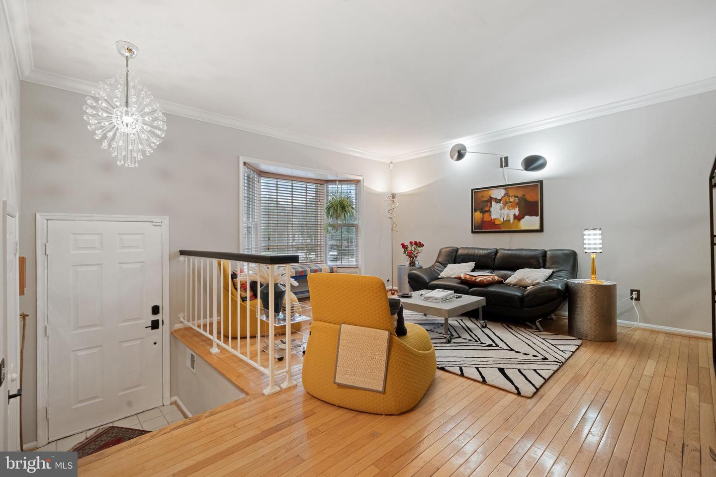 257 DAVIS AVE SW, LEESBURG, Virginia 20175, 3 Bedrooms Bedrooms, ,2 BathroomsBathrooms,Residential,For sale,257 DAVIS AVE SW,VALO2094010 MLS # VALO2094010