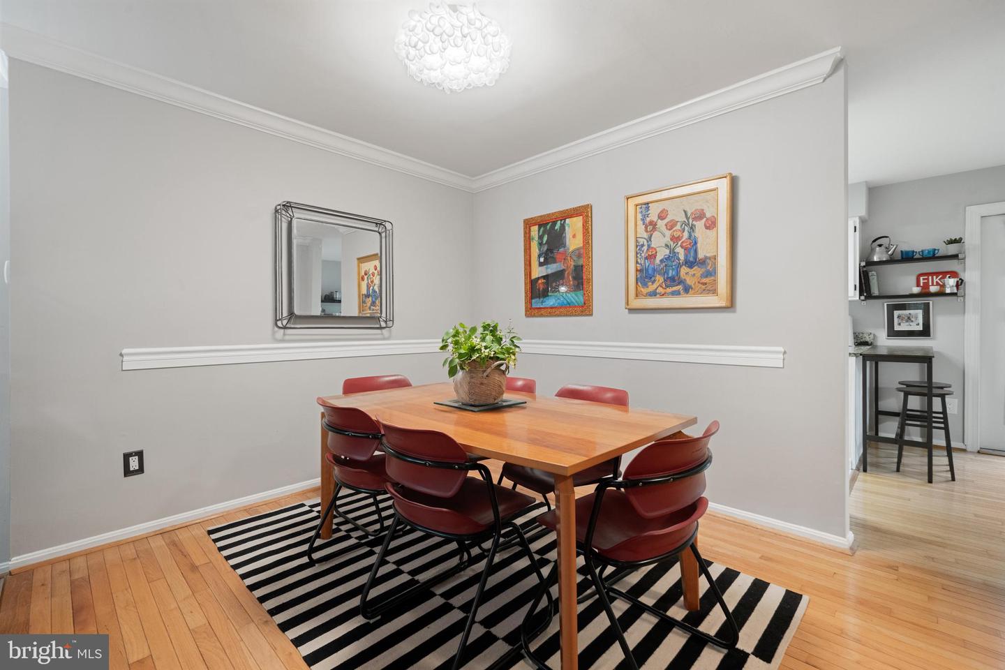 257 DAVIS AVE SW, LEESBURG, Virginia 20175, 3 Bedrooms Bedrooms, ,2 BathroomsBathrooms,Residential,For sale,257 DAVIS AVE SW,VALO2094010 MLS # VALO2094010
