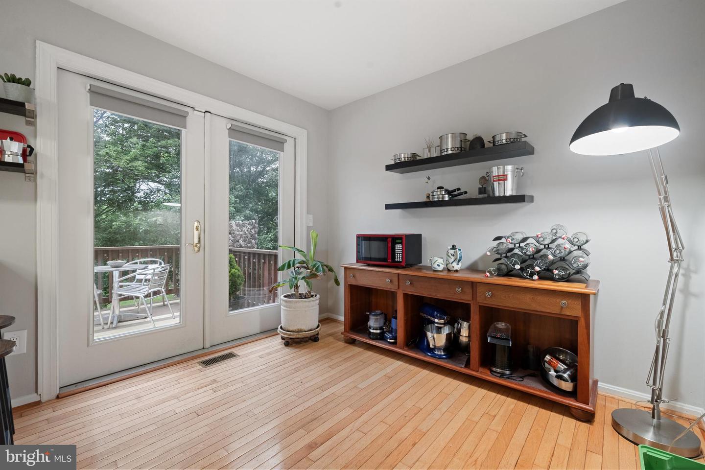 257 DAVIS AVE SW, LEESBURG, Virginia 20175, 3 Bedrooms Bedrooms, ,2 BathroomsBathrooms,Residential,For sale,257 DAVIS AVE SW,VALO2094010 MLS # VALO2094010