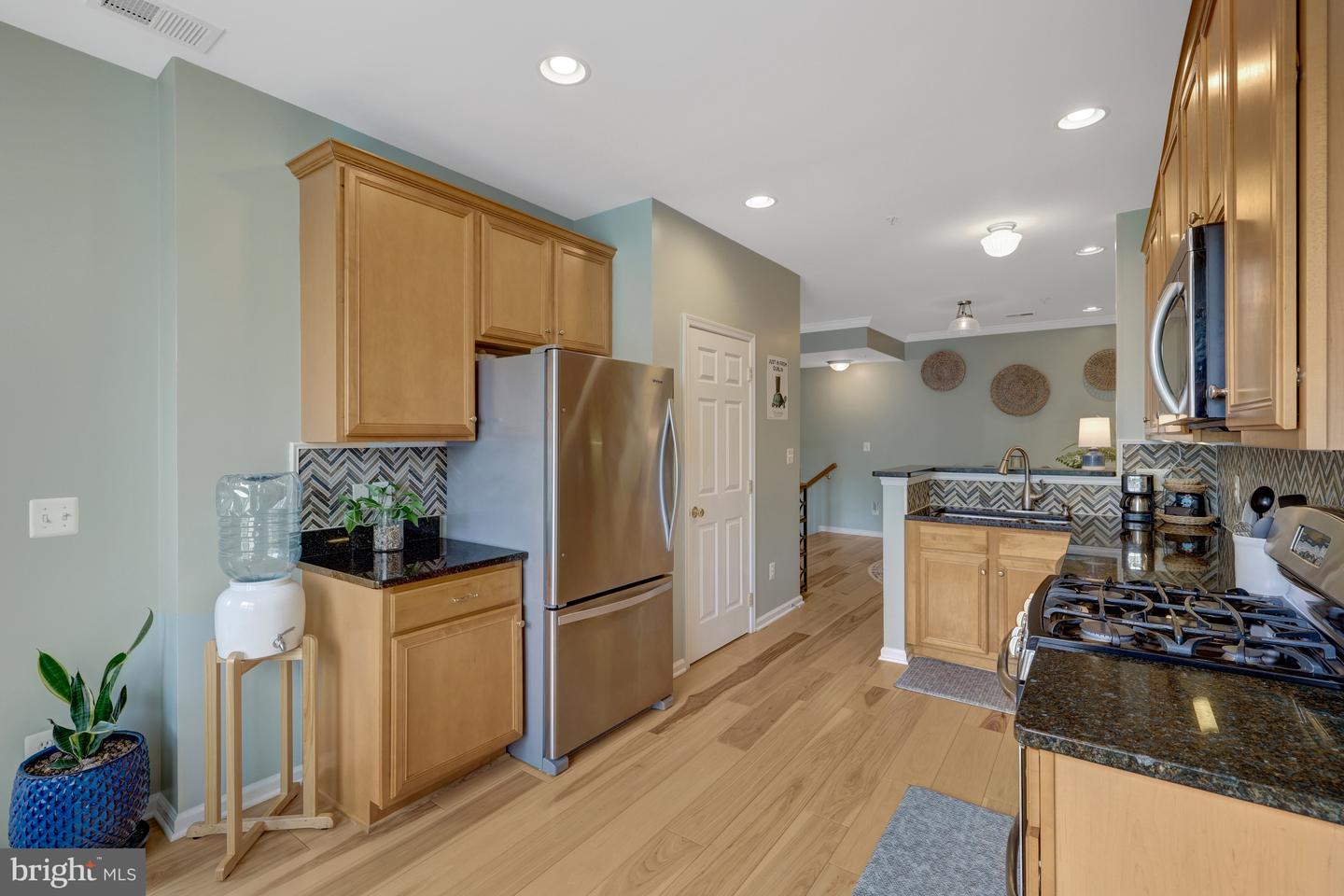 20385 BELMONT PARK TER #102, ASHBURN, Virginia 20147, 2 Bedrooms Bedrooms, ,2 BathroomsBathrooms,Residential,For sale,20385 BELMONT PARK TER #102,VALO2094014 MLS # VALO2094014
