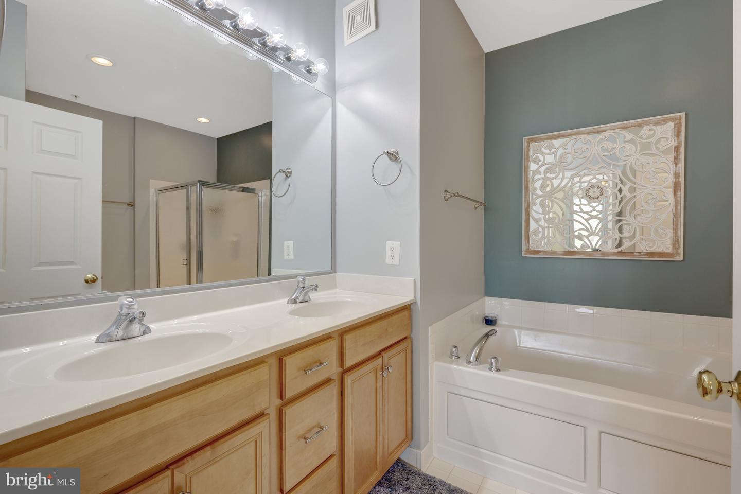 20385 BELMONT PARK TER #102, ASHBURN, Virginia 20147, 2 Bedrooms Bedrooms, ,2 BathroomsBathrooms,Residential,For sale,20385 BELMONT PARK TER #102,VALO2094014 MLS # VALO2094014