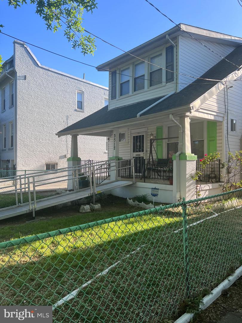 3512 18TH ST NE, WASHINGTON, District Of Columbia 20018, 3 Bedrooms Bedrooms, ,1 BathroomBathrooms,Residential,For sale,3512 18TH ST NE,DCDC2195706 MLS # DCDC2195706