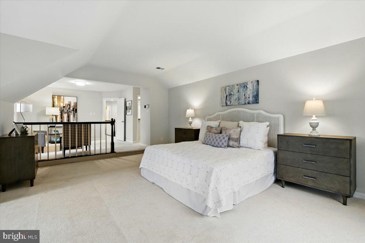 9310 HALLSTON CT, FAIRFAX STATION, Virginia 22039, 5 Bedrooms Bedrooms, ,4 BathroomsBathrooms,Residential,For sale,9310 HALLSTON CT,VAFX2234786 MLS # VAFX2234786