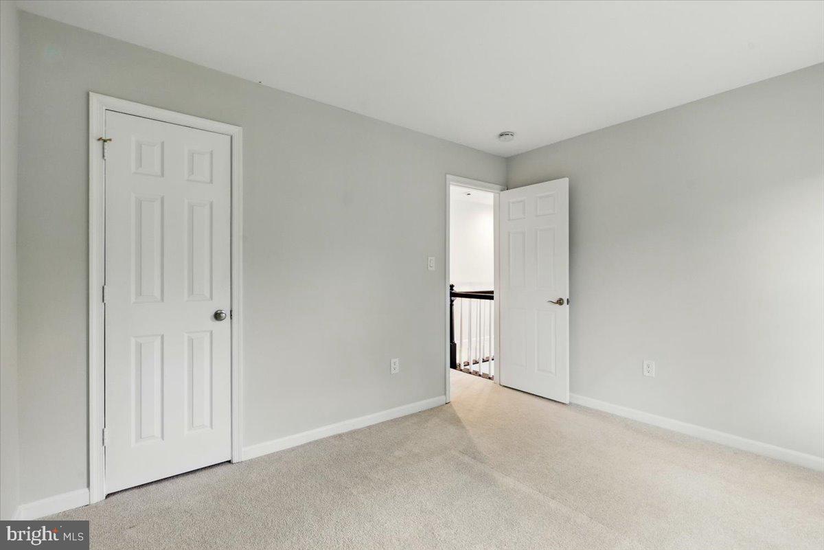 9310 HALLSTON CT, FAIRFAX STATION, Virginia 22039, 5 Bedrooms Bedrooms, ,4 BathroomsBathrooms,Residential,For sale,9310 HALLSTON CT,VAFX2234786 MLS # VAFX2234786